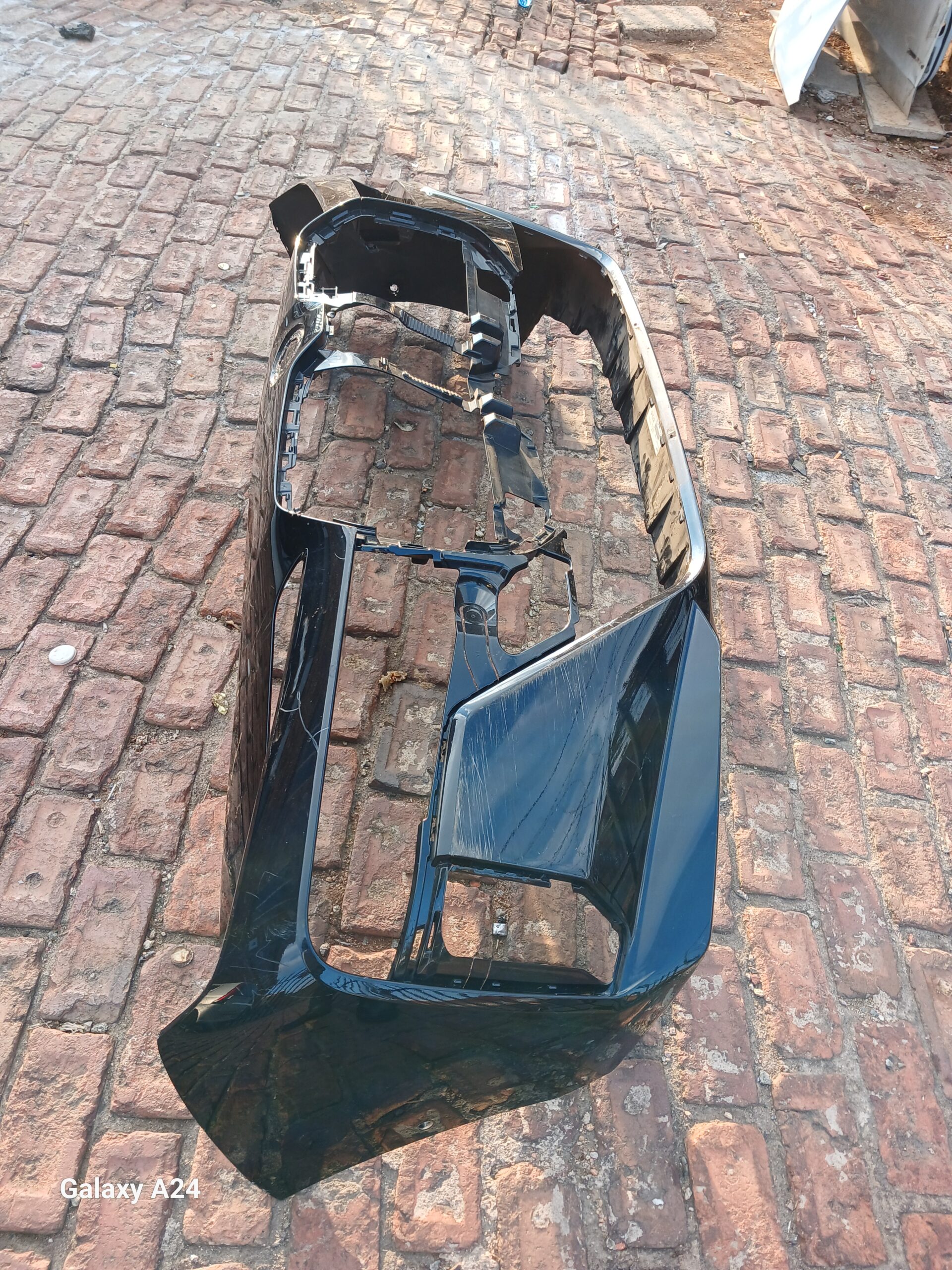 BMW X7 G07 Front Bumper