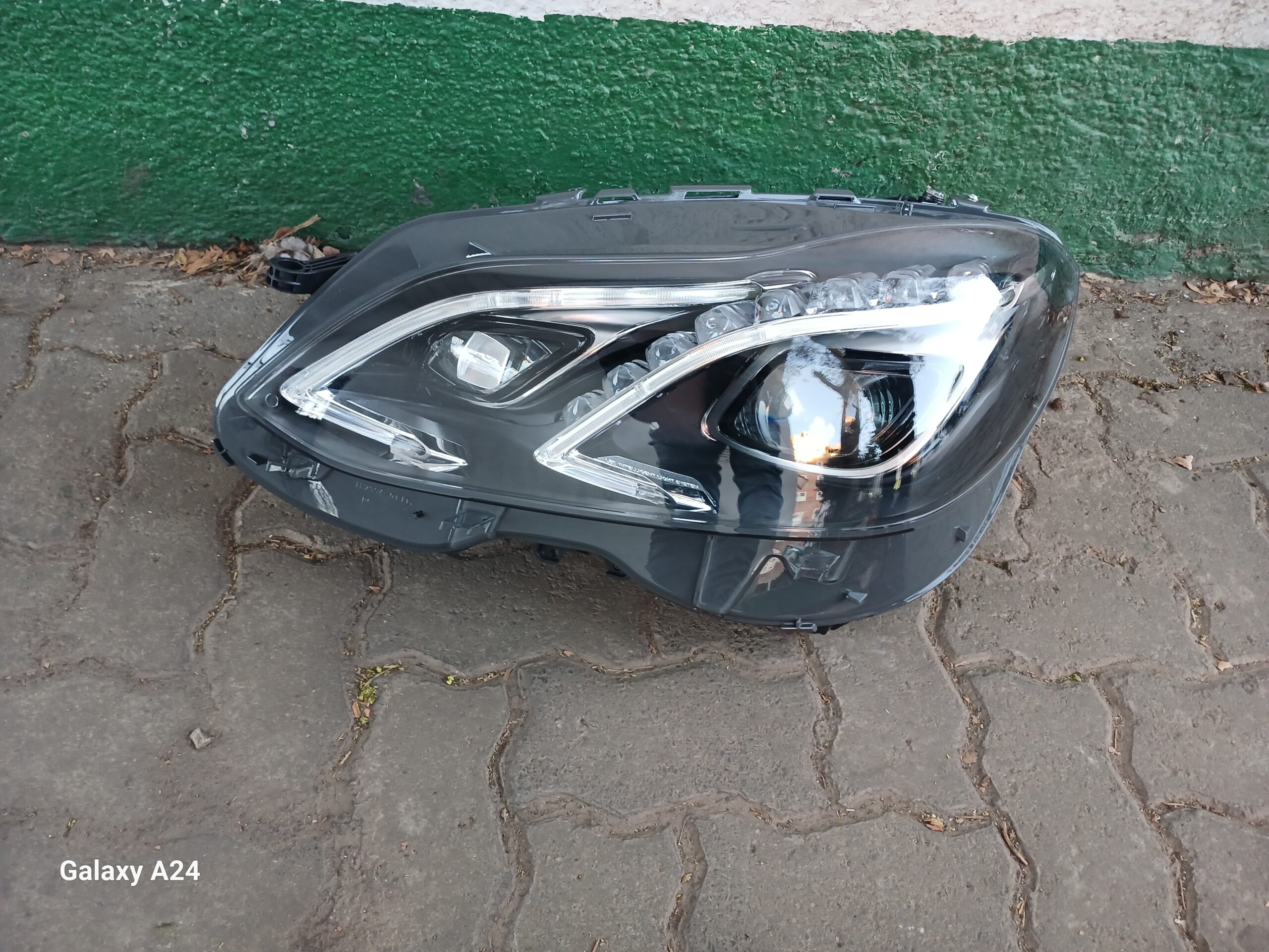 Mercedes-Benz E Class W212 Left Headlight